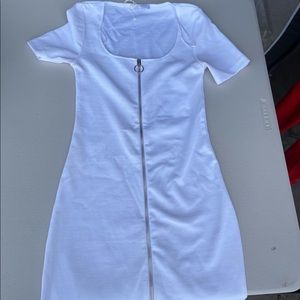 White dress brand: ZARA, NEW without tag, size S strech